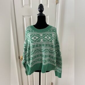 American Eagle Outfitters Green and White Patterned Sweater